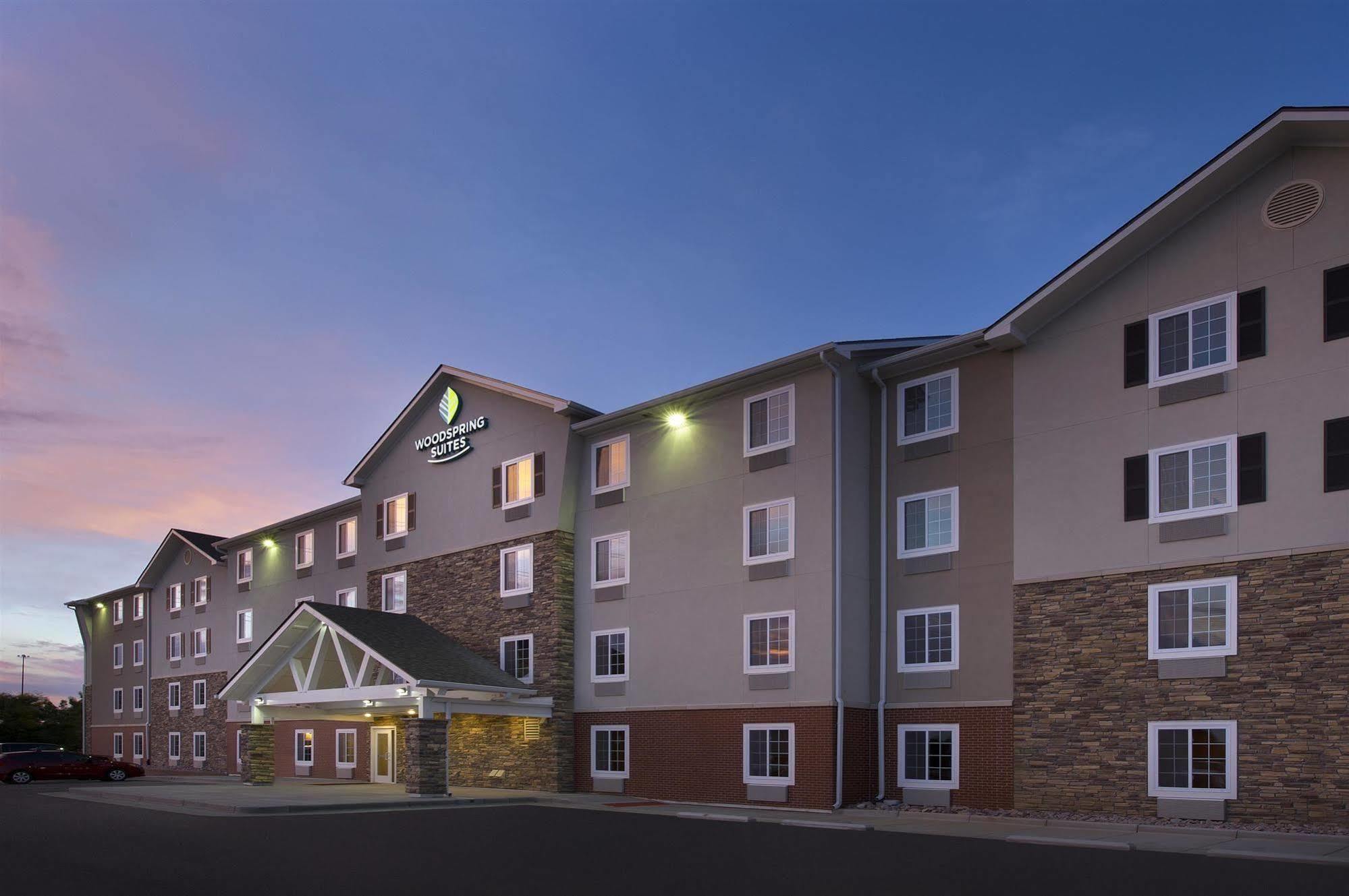 Extended Stay America Suites - Denver - Airport Aurora Zewnętrze zdjęcie